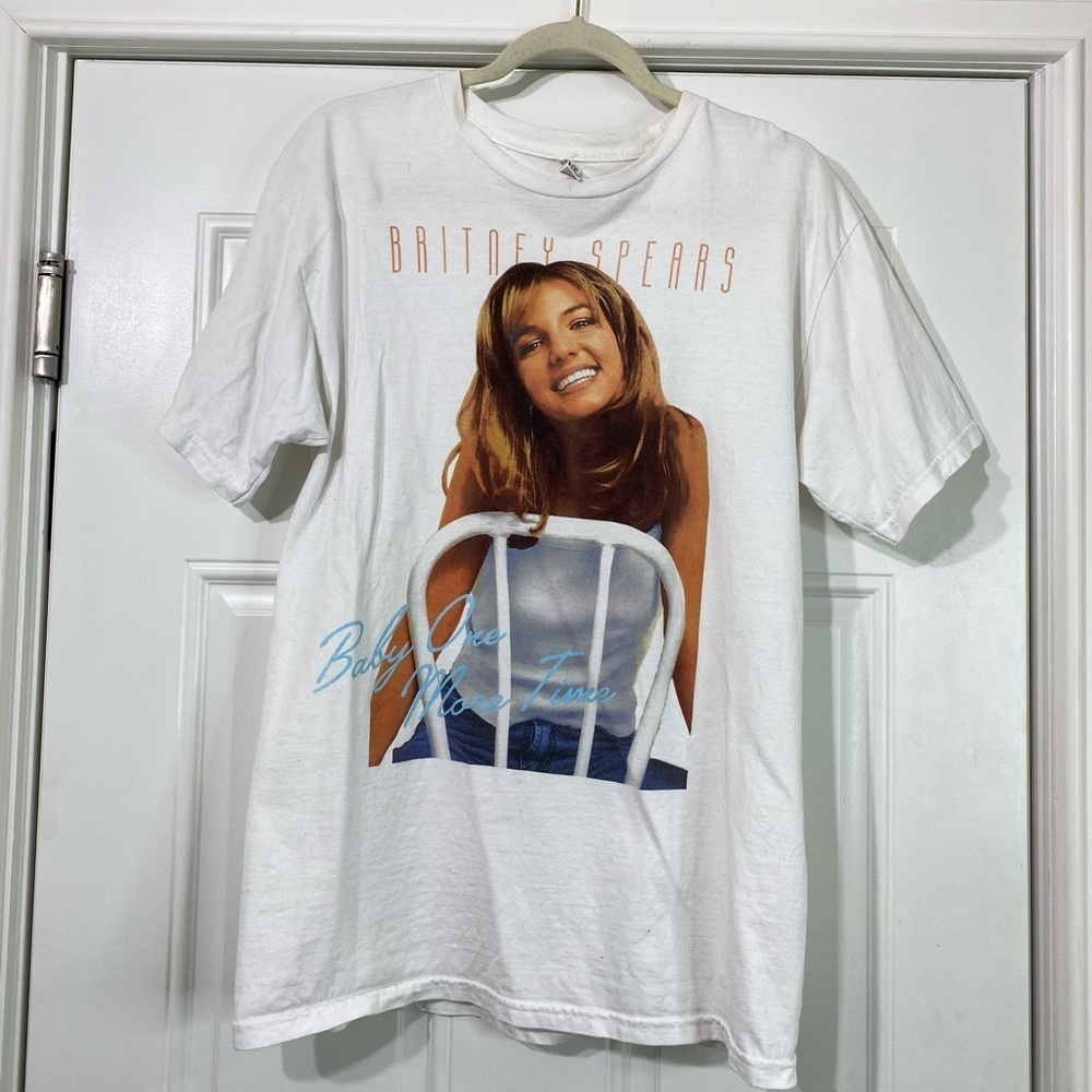 Britney Spears 90s Graphic T-Shirt
